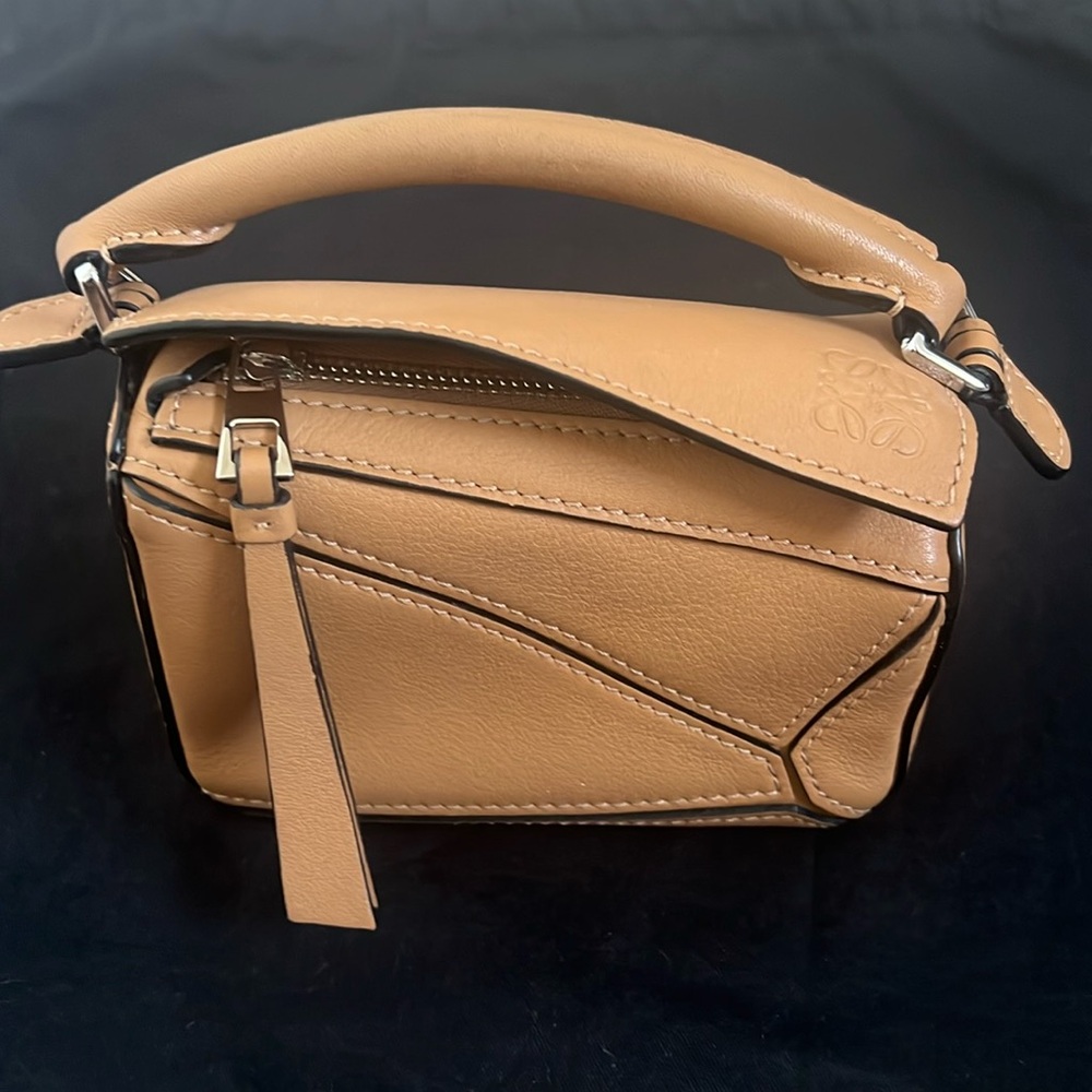Loewe Puzzle Nano